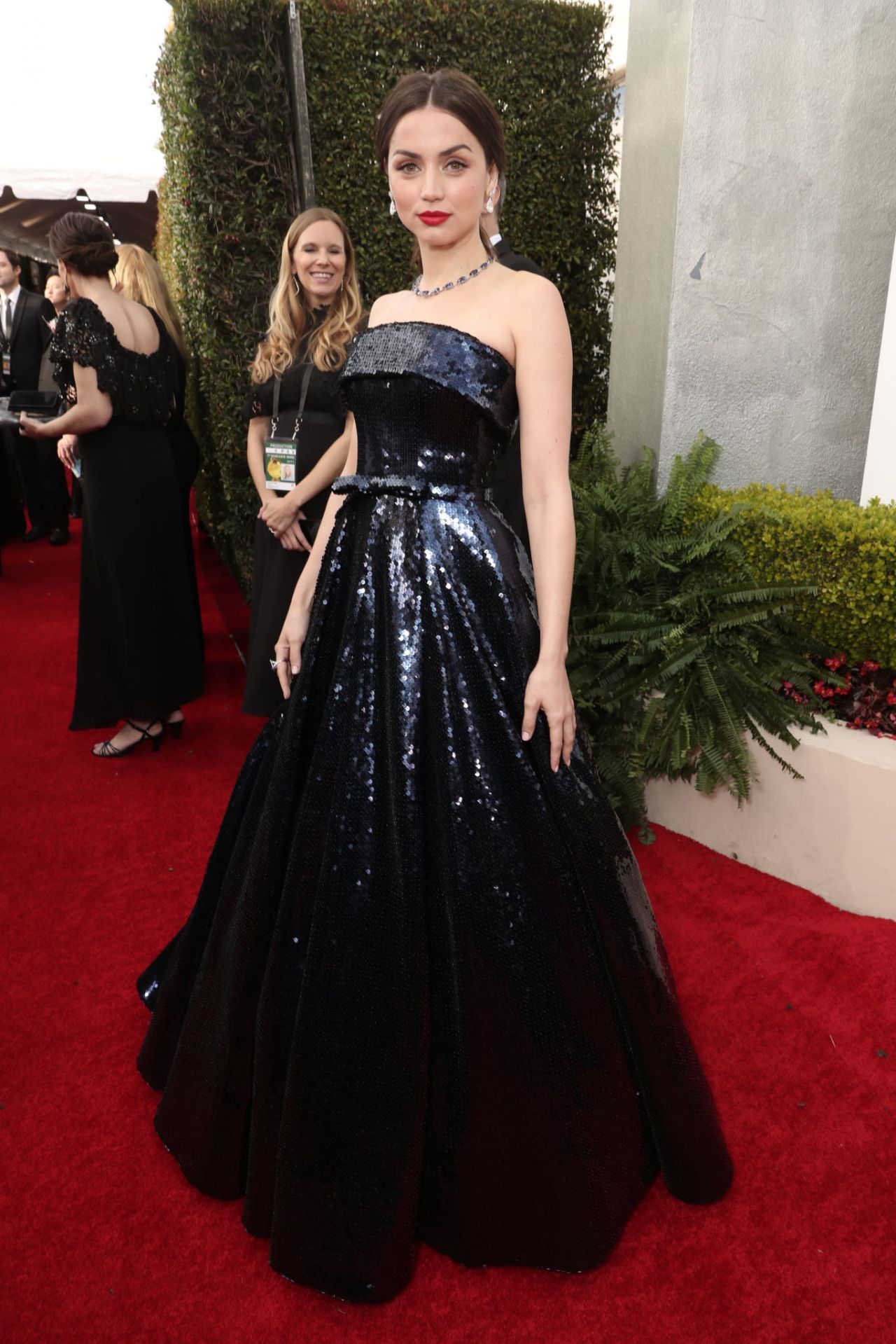 Ana De Armas at 77th Annual Golden Globe Awards Red Carpet in Beverly Hills03